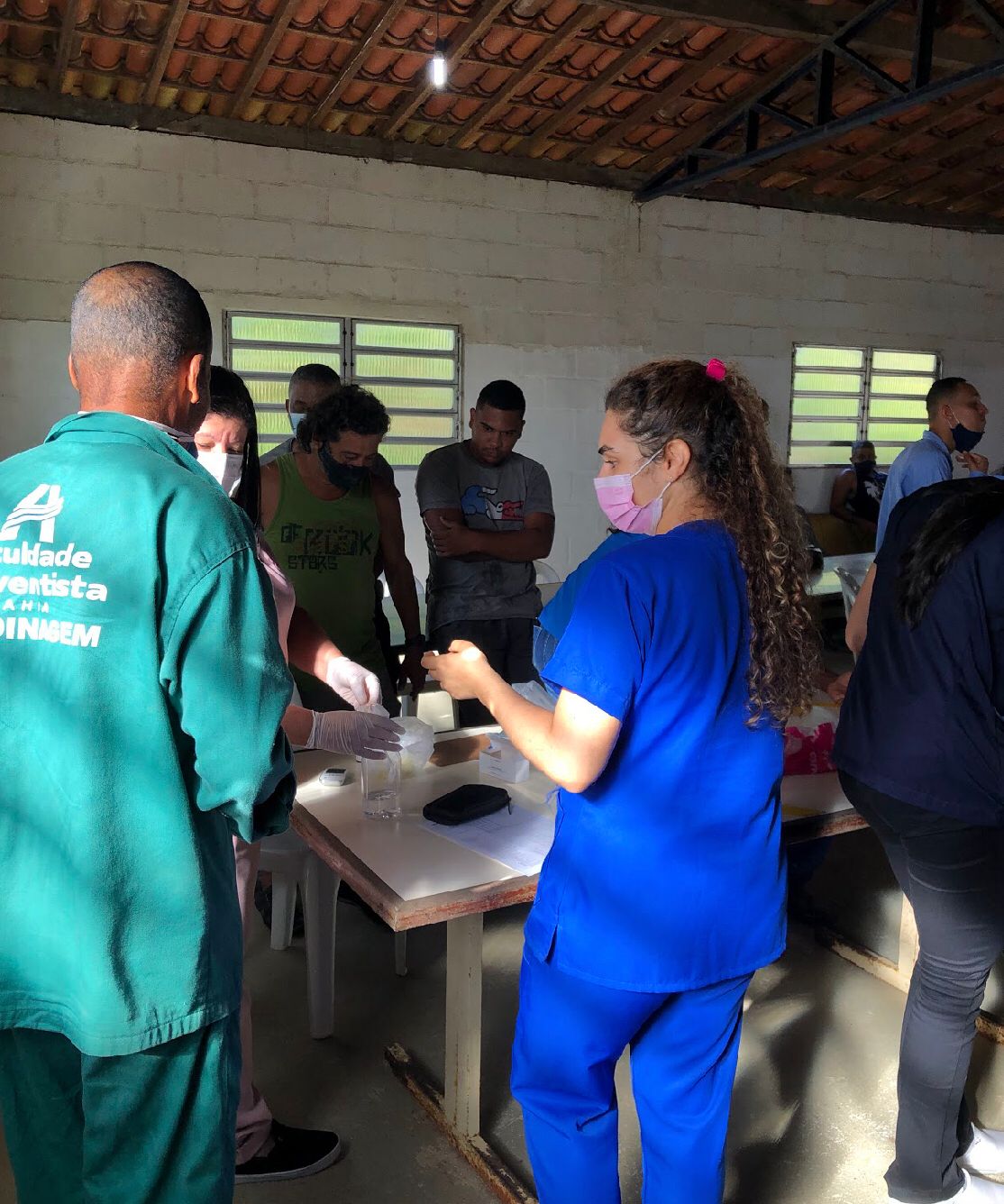Ação da Fadba conscientiza comunidade sobre prevenção do câncer de próstata 