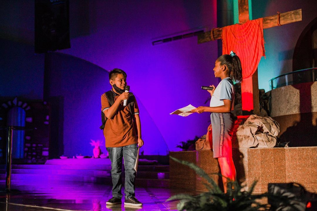 Colégio Adventista da Bahia celebra musical “A Verdadeira Páscoa”