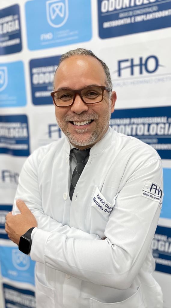 Coordenador da Clínica Escola de Odontologia da Fadba é aprovado em mestrado na Uniararas