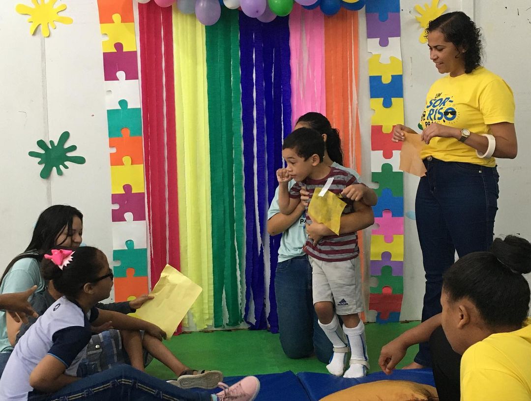 Projeto “Um sorriso pra você” atende crianças da comunidade próxima a Fadba